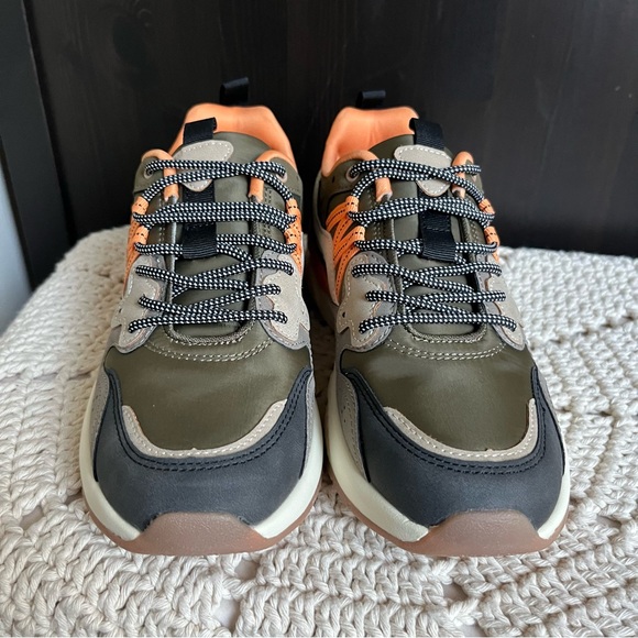 NIB NICOLE MILLER Olive Multi Flown Sneakers Color Block Retro size 9 - Picture 10 of 16